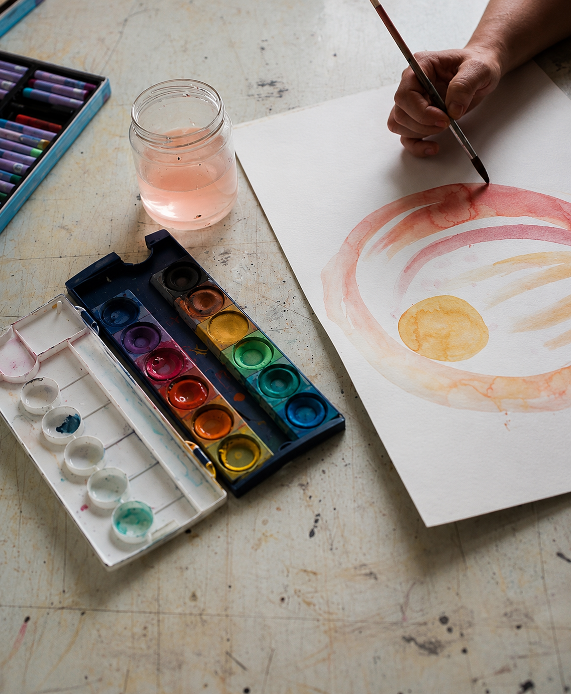 Geste de peinture à l’aquarelle